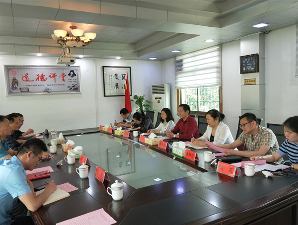 刘方带领局第二党支部赴渌口区开展党建联基层活动