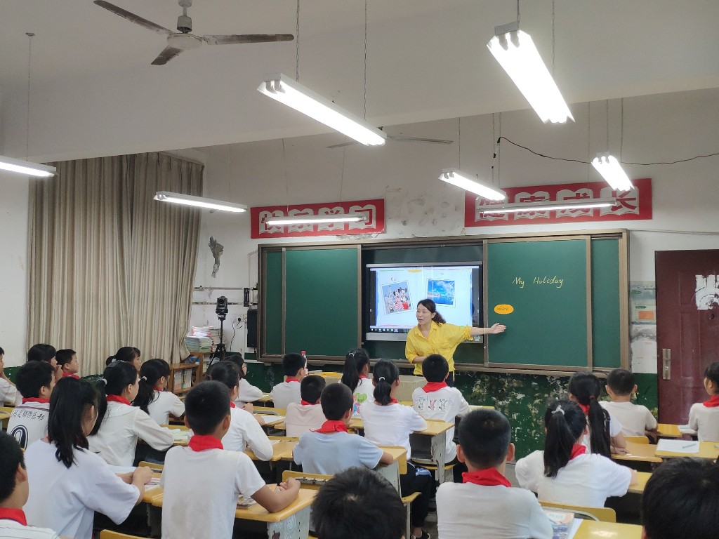 送教下乡促发展,经验交流提质量