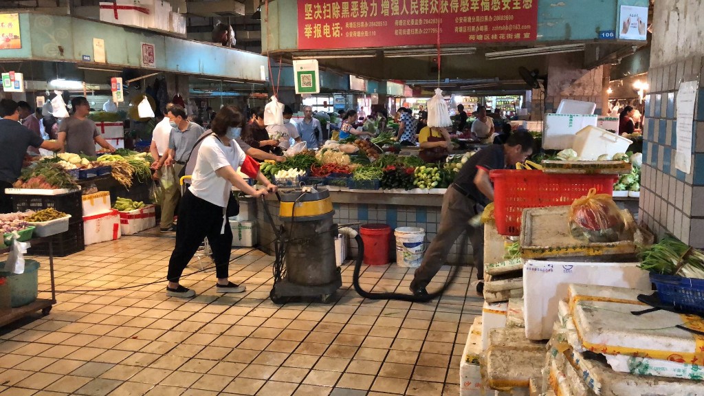 党员助力新时代全市域更高水平文明城市创建