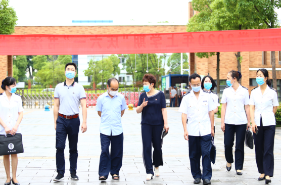 省卫计监督执法部门来天元区学校开展学校卫生安全督查指导