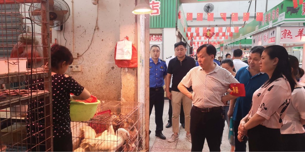 多部门联合执法,共护“四美”农贸市场