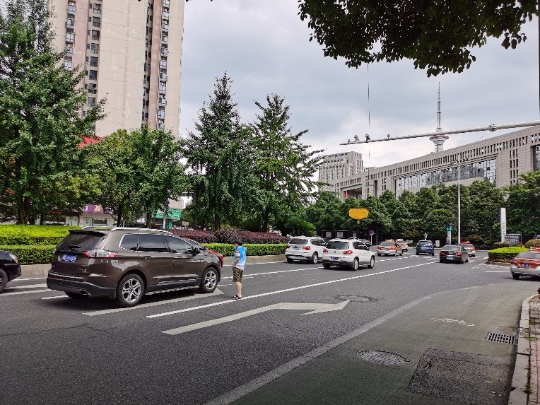 排除隐患,畅通交通