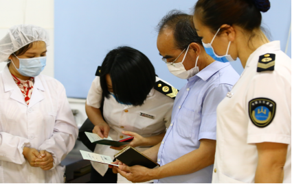 省卫计监督执法部门来天元区学校开展学校卫生安全督查指导