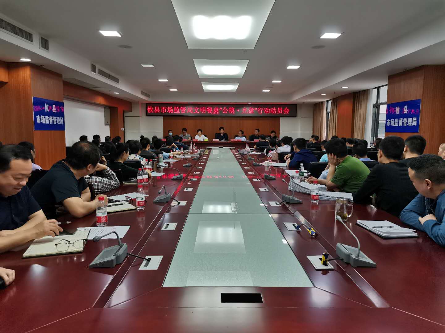 小餐桌带动大文明 攸县吹响文明餐桌"公筷·光盘行动"集结号