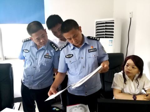 市局领导赴危化品运输企业开展督导检查