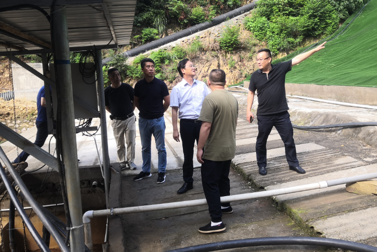 王利波一行督导长江经济带突出环境问题整改工作