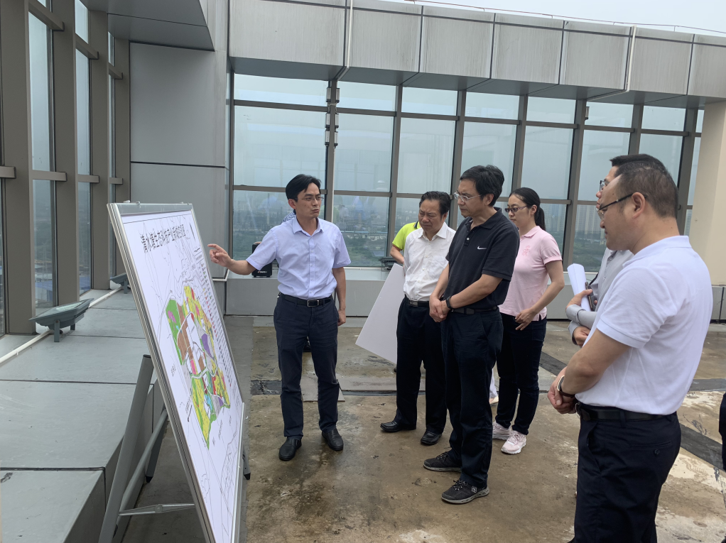 国家发改委振兴司评估组来我市调研全国产业转型升级示范区建设工作