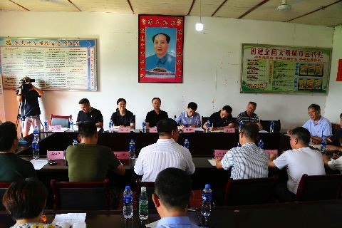 李晓葵同志赴天元区雷打石镇养鲤村开展党建帮扶调研