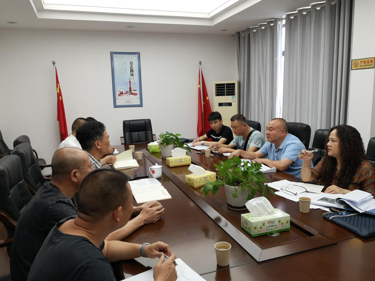 株洲市市场监管局一行到荷塘区督导交通问题顽瘴痼疾集中整治工作