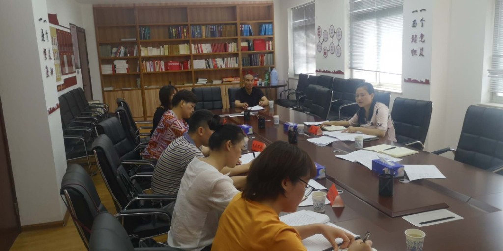 区人民政府副区长蔡滔组织召开杨柳村帮扶工作调度会