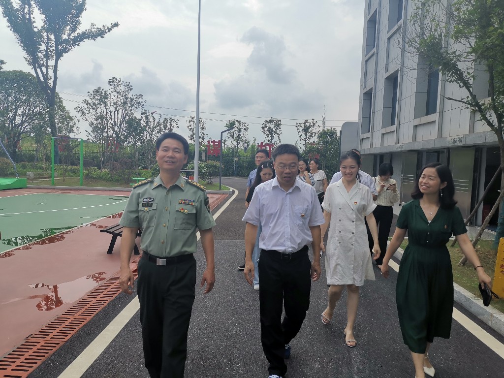 区总工会7月主题党日活动