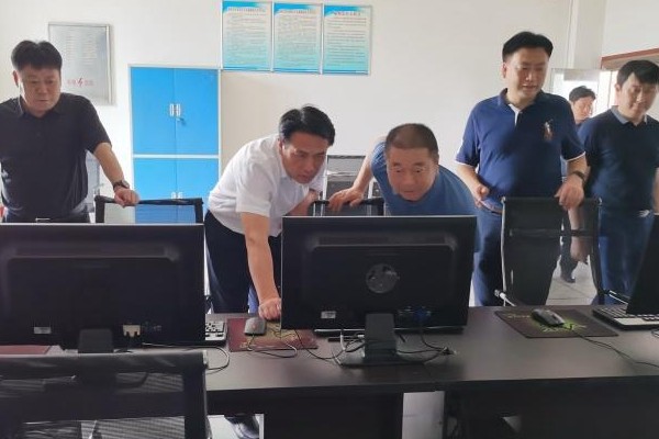 康月林视察高考、中考考点工作安排情况　强调：细化应急预案　确保考生顺利开考