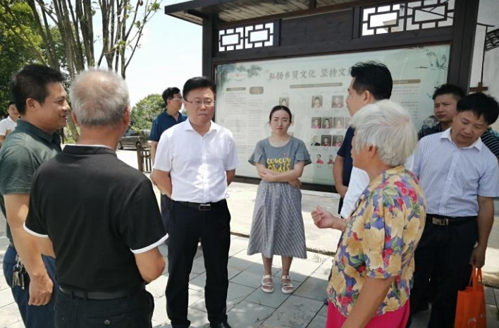 省民政厅副厅长游劲民来攸调研指导新时代文明实践工作