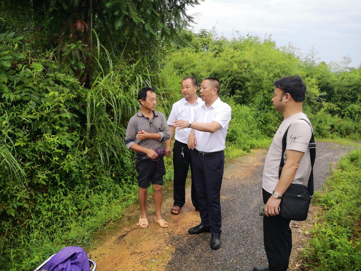 株洲市生态环境局醴陵分局开展扶贫走访活动