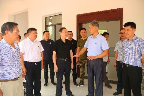 李晓葵同志赴天元区雷打石镇养鲤村开展党建帮扶调研