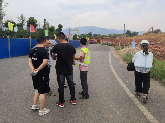 茶陵县交通运输局督查G72茶陵互通连接线项目施工情况（图）