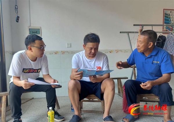 高陇镇多方动员 掀起赤子参军潮