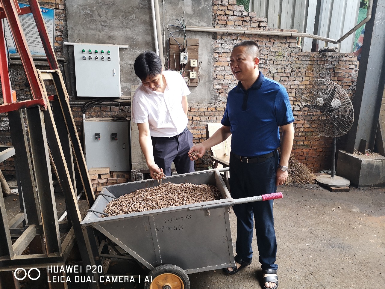 株洲市生态环境局醴陵分局对"蓝天保卫战"减排项目工作进行督查