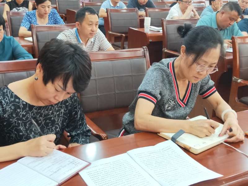 攸县财政局传达学习县委十二届十次暨十七届县人民政府八次全体（扩大）会议精神