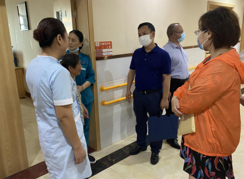湖南省民政厅到荷塘区民办养老机构开展专题调研