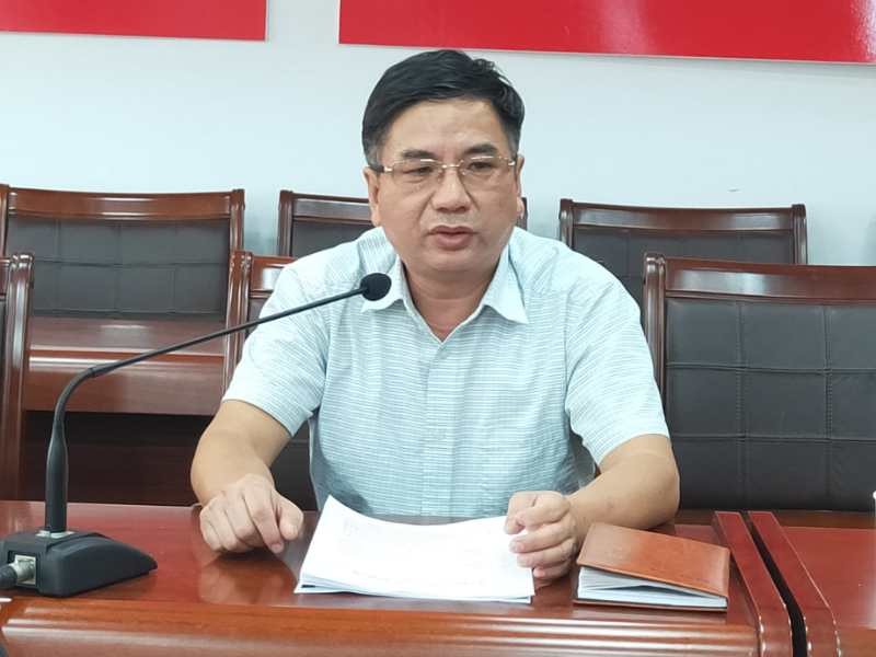 攸县财政局传达学习县委十二届十次暨十七届县人民政府八次全体（扩大）会议精神