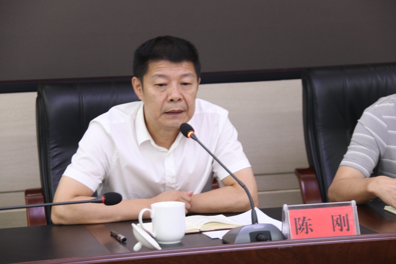 区人大组织召开发改工作测评会