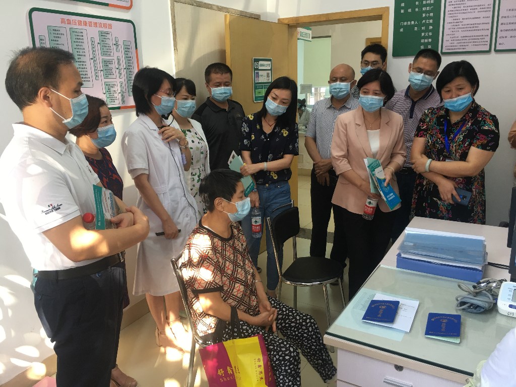 国家医疗保障局赴荷塘区调研医疗保障工作