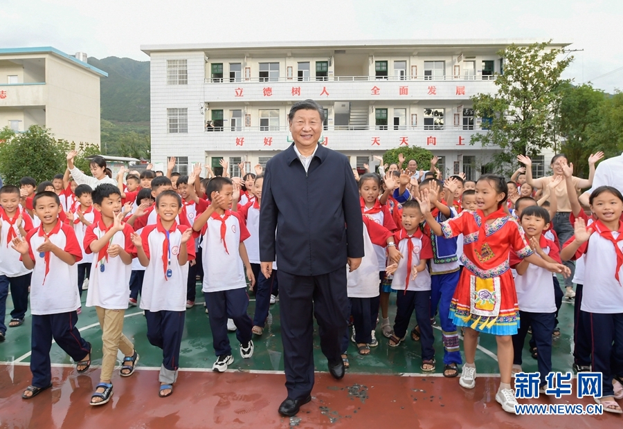 习近平:在推动高质量发展上闯出新路子 谱写新时代中国特色社会主义湖南新篇章