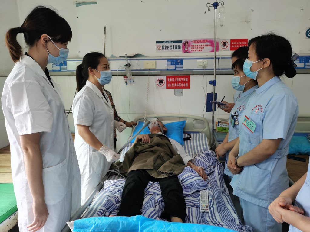 攸县:“双联双创”让专家号走进基层卫生院