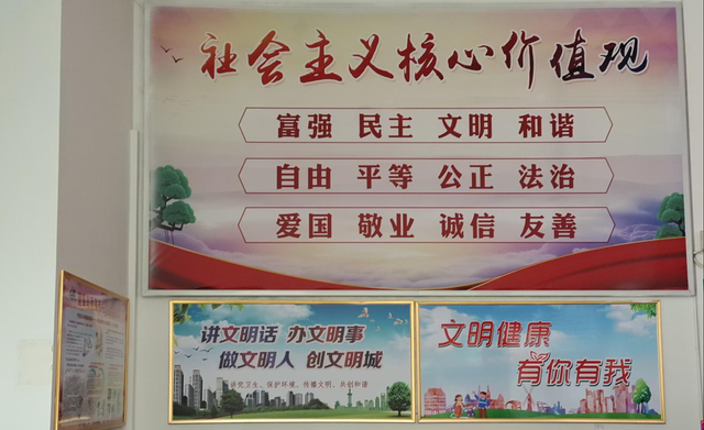 渌口区:公益广告全覆盖 让文明成为无处不在的风景（图）