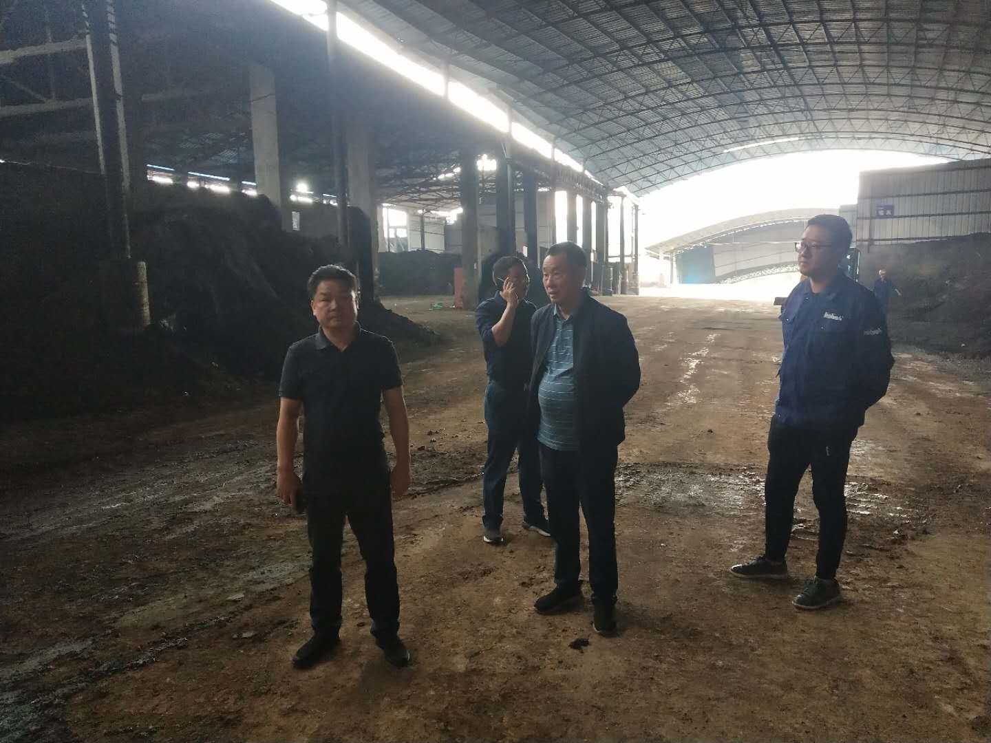 茶陵县政府副县长刘新明深入企业督导检查生态环境保护工作