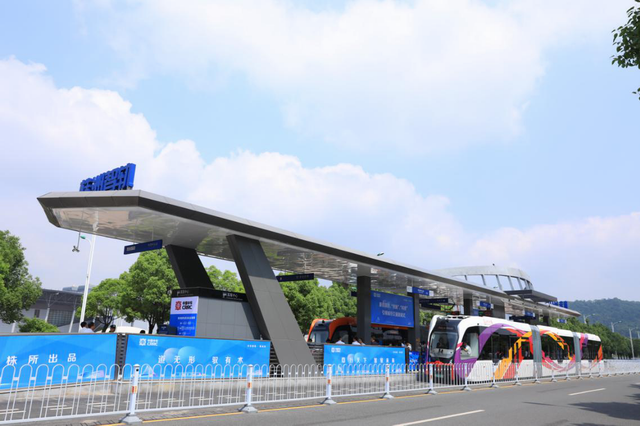 把“车轮”上的幸福载向未来 ——株洲成功创建国家公交都市示范城市（图）