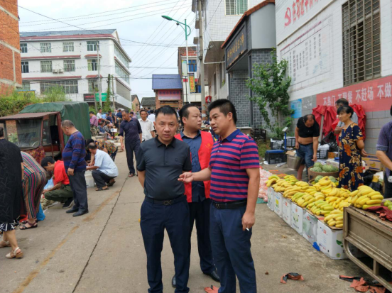 石羊塘市场完成改造前市场搬迁工作