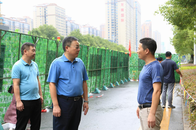 徐业伟督导文明城市创建工作（图）