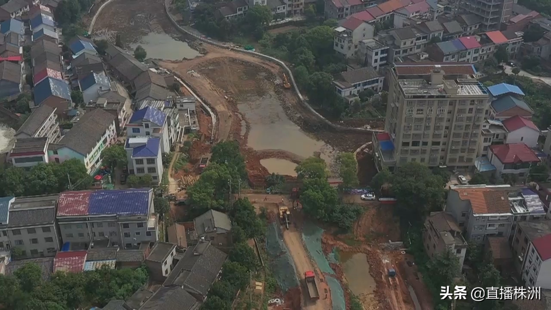 株洲攸县跃进水库及周边池塘黑臭水体治理：全力冲刺 确保月底完工