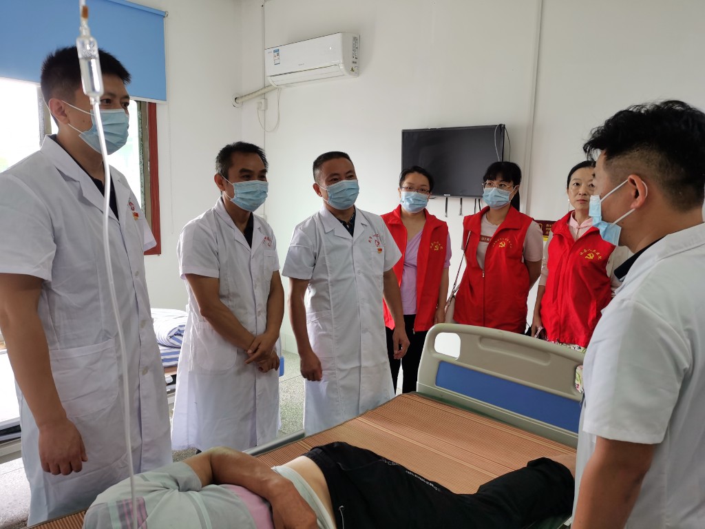 攸县:“双联双创”让专家号走进基层卫生院