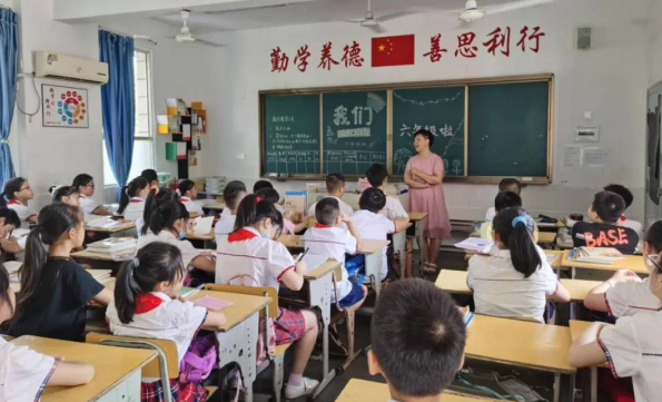 芦淞区立人学校开展禁毒教育宣传活动