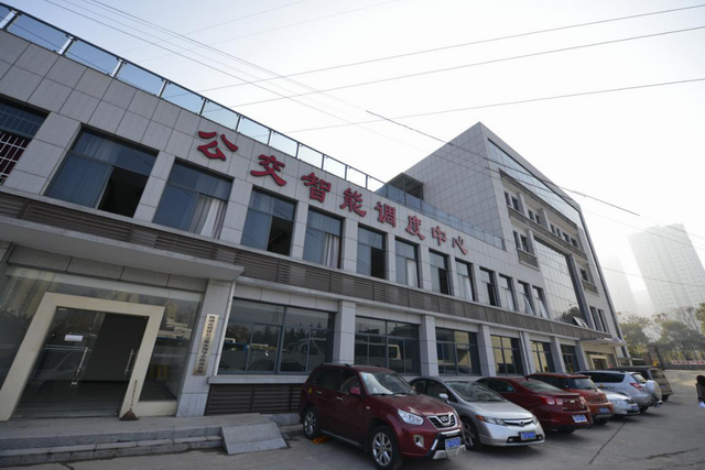 把“车轮”上的幸福载向未来 ——株洲成功创建国家公交都市示范城市（图）