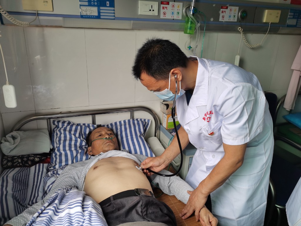 攸县:“双联双创”让专家号走进基层卫生院
