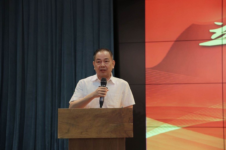 荷塘区举行庆祝第三十六个教师节暨第五届“园丁奖”颁奖典礼活动