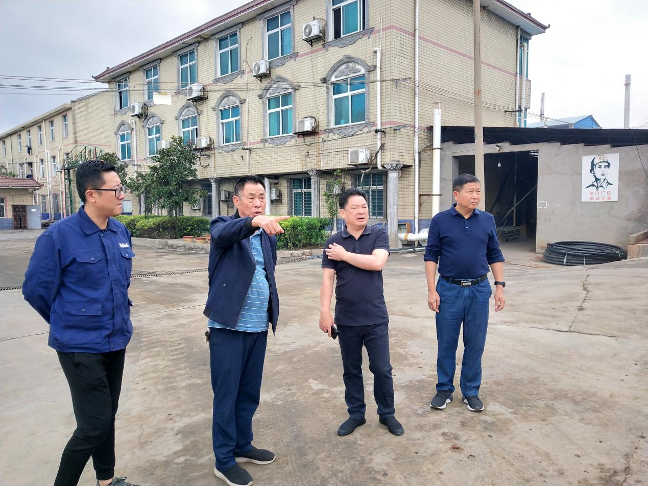 茶陵县政府副县长刘新明深入企业督导检查生态环境保护工作