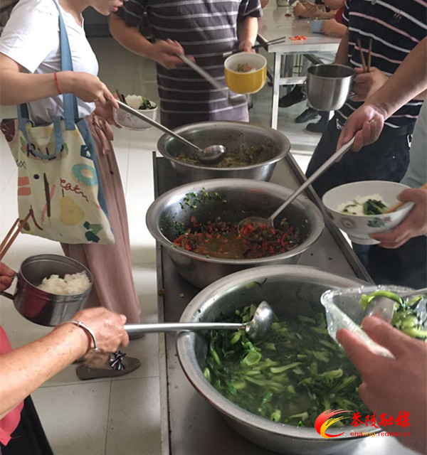 下东街道将节约粮食 杜绝浪费落到实处