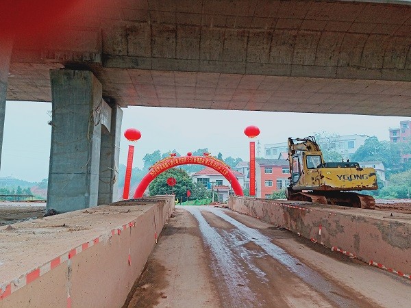 区住建局：新塘路四期（北环线-金桥路）新建工程举行开工仪式