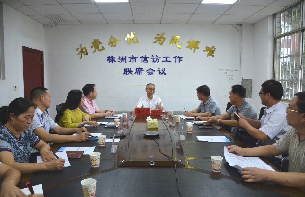 彭建忠:带着感情、带着责任,切实做好信访工作