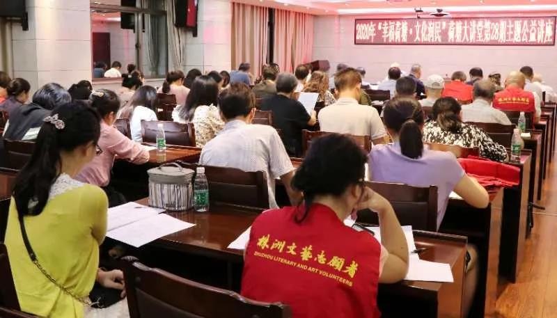 弘扬中国传统文化 感受诗词的博大精深