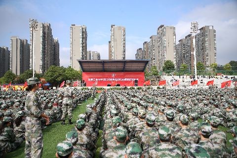 市反恐办组织开展反恐宣传进学校活动