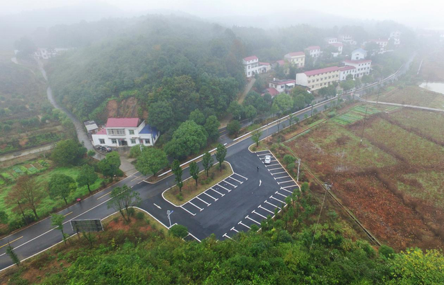 脱贫“先行官” 交通扛大旗 ——株洲市推进交通扶贫工作纪实（图）