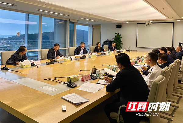 杜家毫​：​用各级干部的辛苦指数换取群众的幸福指数安全指数