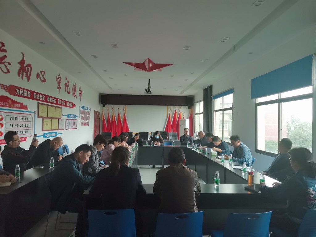 桂花街道召开国卫复审再推进会议