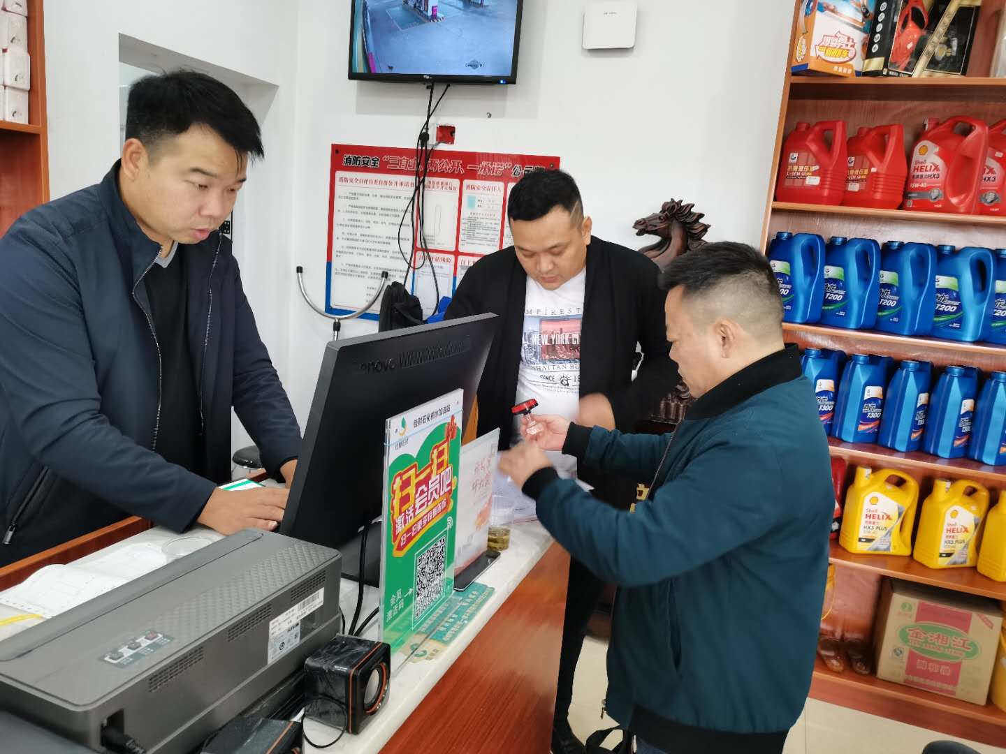 攸县市场监管局开展成品油质量专项抽检行动